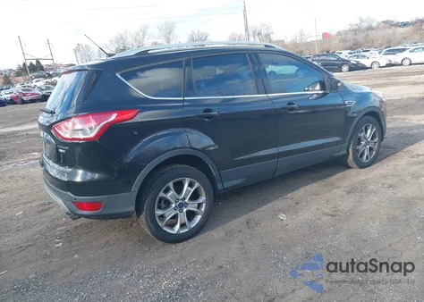 2015 Ford Escape Titanium z USA, uszkodzony, nr VIN 1FMCU9JX3FUB44852